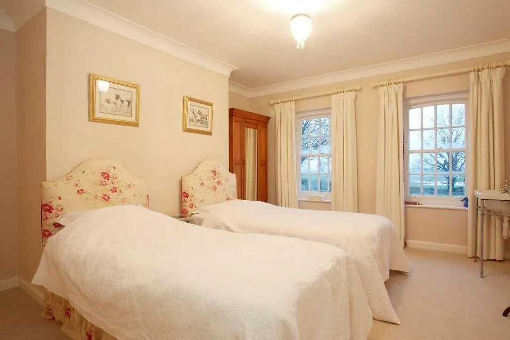 Hall Cottage, Wighill Near York And Leeds Tadcaster 0*,  United Kingdom